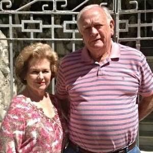 Meet your Posher, Deborah